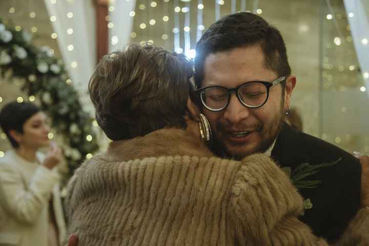 Viernes de chismecito: ¿Qué dijeron tus papás cuando la/lo conocieron?😝 - 1