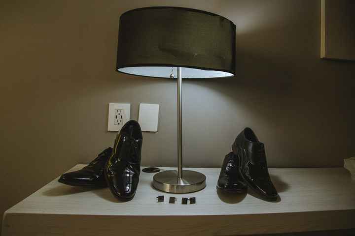 ¡5 zapatos negros para el novio! - 1