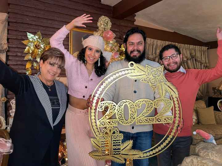 ¿Con quién suelen recibir el Año Nuevo? ⭐ - 1