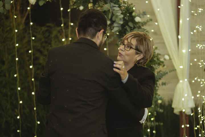 Tradiciones familiares con mamás en la boda ¿Cuál seguirás? 💖 - 2
