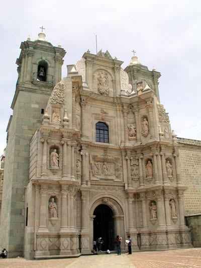 Basílica virgen de la soledad 1