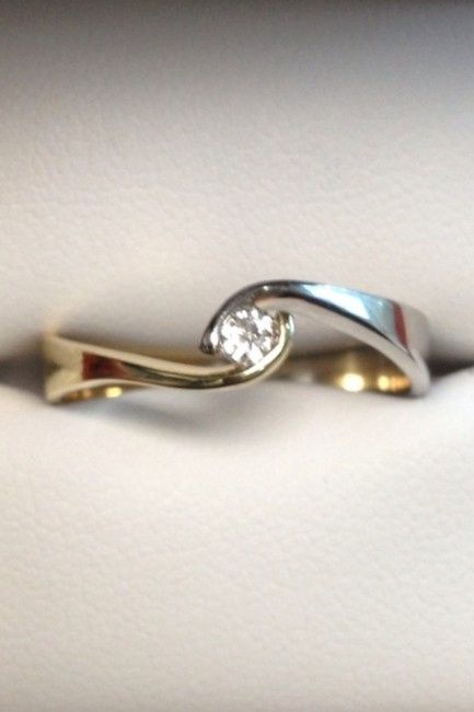 Mi anillo de compromiso.