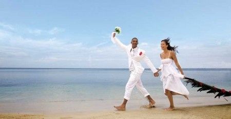 Boda Católica No valida en Playa o al aire libre