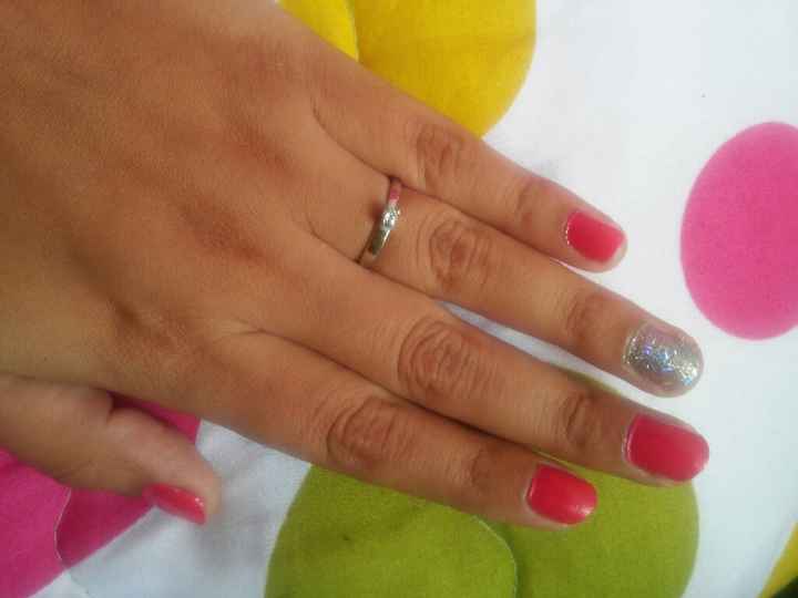 Presumaan sus bellos anillos!! - 1