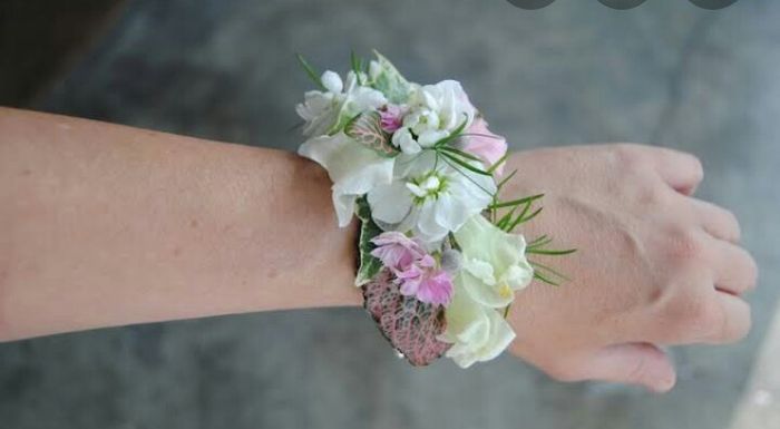 Cuantos ramos y qué tipo natural o artificial? 3