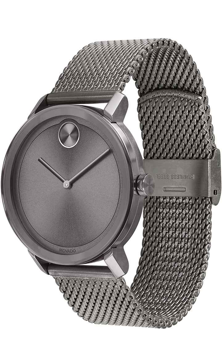 Quien más le dio reloj a su prometido ? - 1