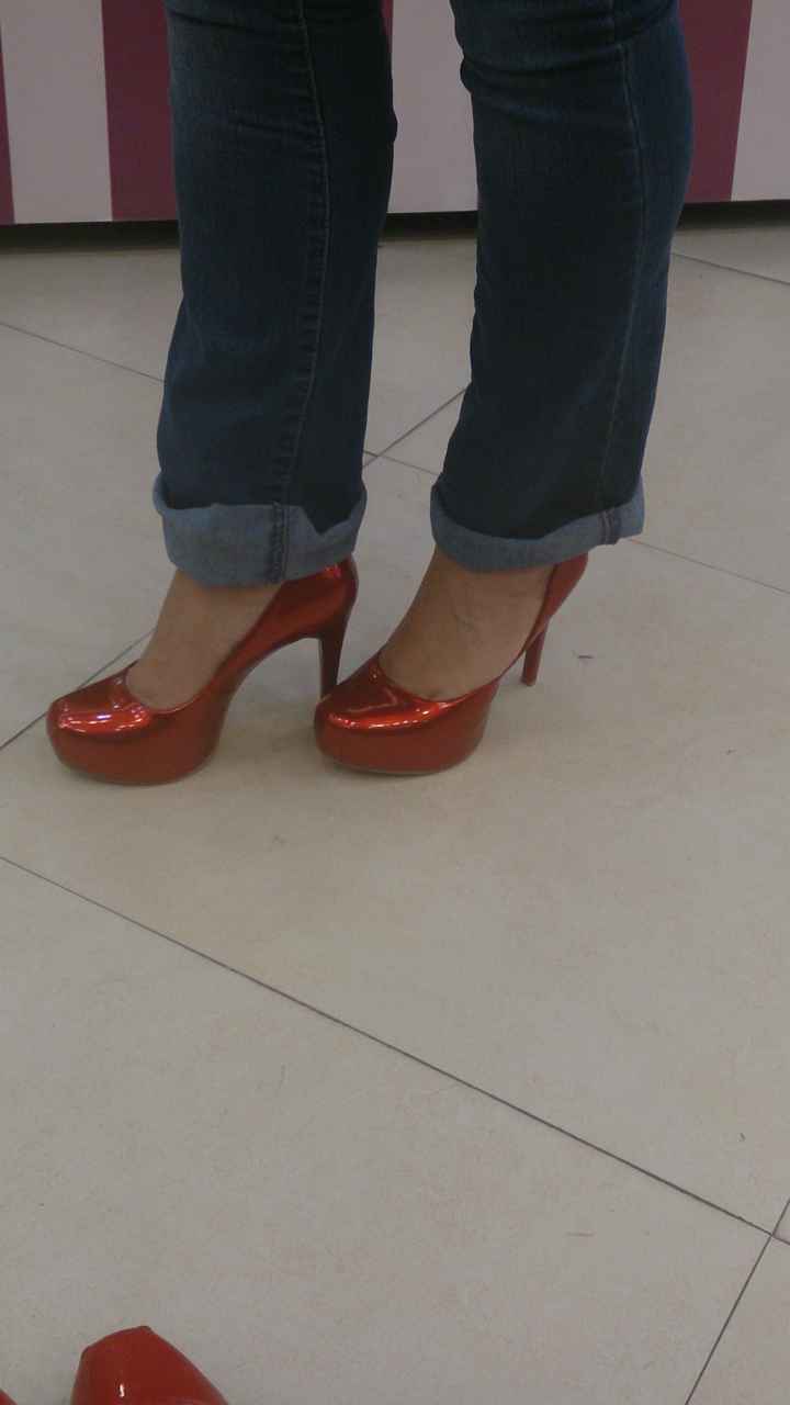 Zapatillas de mi novia  - 1
