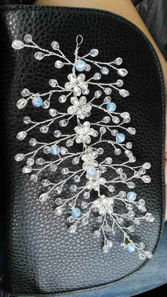  Mi tocado y aretes - 1