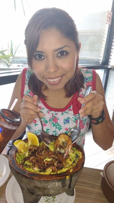 MOLCAJETE DE CALAMARES