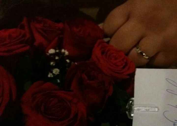 Mi anillo y mis flores
