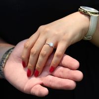 Por último... Muéstranos tu anillo 💍😍 - 1
