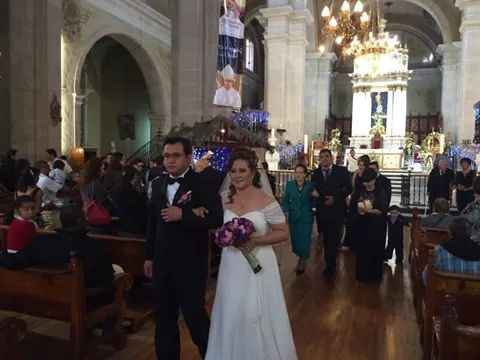 El color blanco y velo para una mujer de 40 años - 3