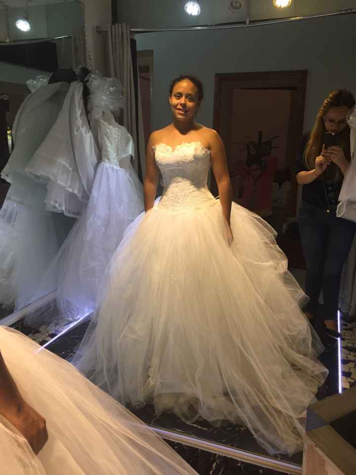 Ayuda con accesorios para vestido corte princesa!! - 1