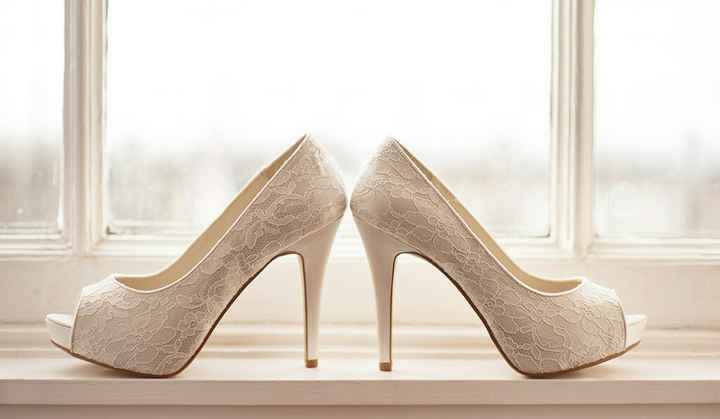 Mis zapatos favoritos son... - 1