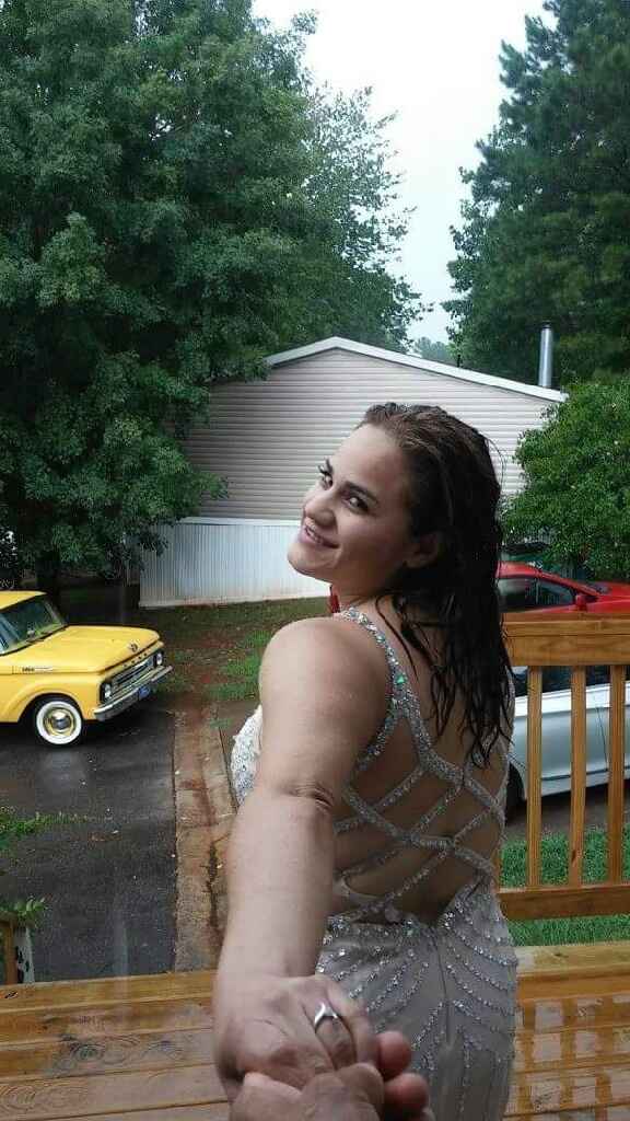 ¿Cómo presumir tu anillo de compromiso en las redes sociales? - 2