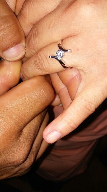 Mi anillo de compromiso... solo me lo medí - 2