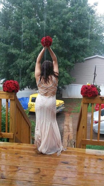 Vestidos con espaldas sexys segunda parte - 1