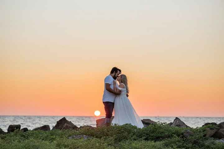  Novios Besucones exagerados - 1