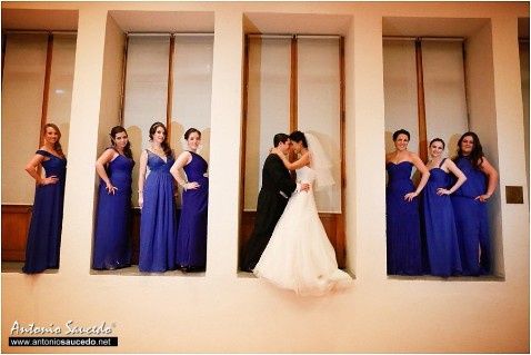 su Agente Turista Damas de honor en color azul rey💙 - Foro Moda Nupcial - bodas.com.mx