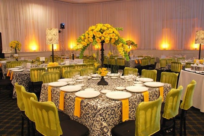 Decoración para boda en Amarillo 💛 y negro 20