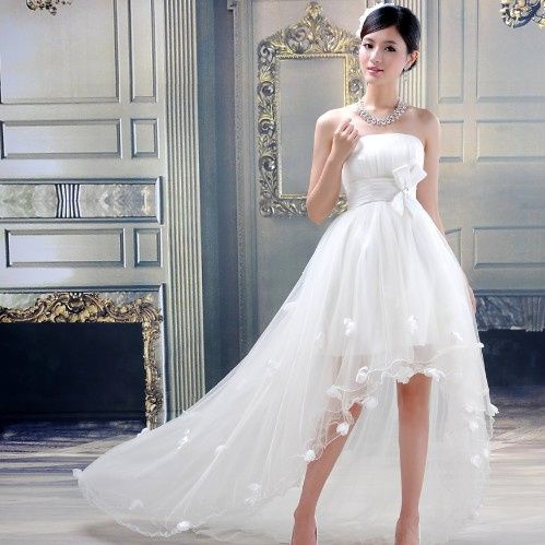 Puedo ponerme un vestido de novia si soy muy bajita? Mido 1.43 13