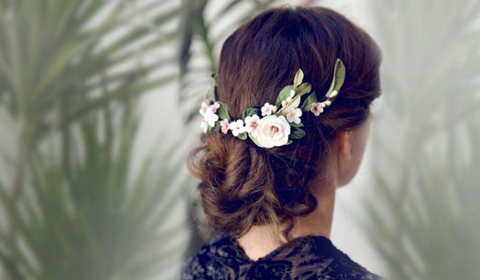 Peinados con flores para la boda 11
