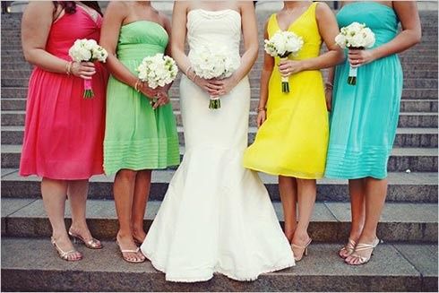 Color de los vestidos de damas 22