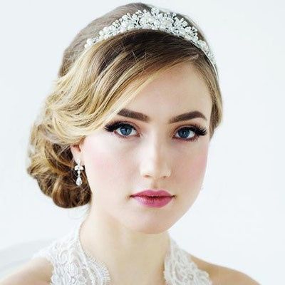 ¿Que usar tiara o tocado? 23