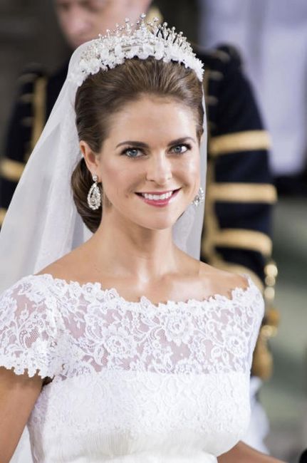 ¿Que usar tiara o tocado? 28