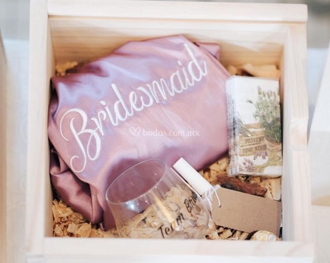 Detalle para damas de honor 40