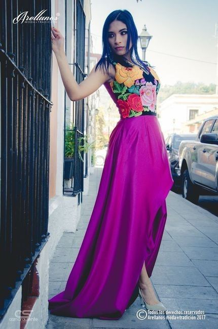 "Damas Muy Mexicanas" 16