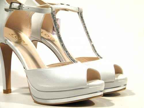 Buscando zapatos 💍👠 21