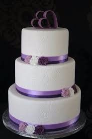 Pasteles para boda en color morado 16