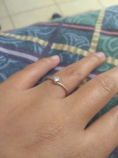  Anillo de compromiso... - 1