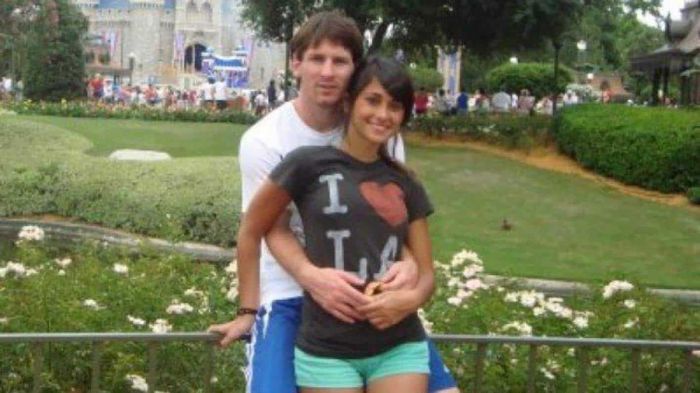 Una hermosa historia de amor: Messi y Antonela 😍⚽ ¡El mejor Gol de su vida! - 2