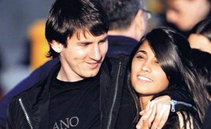 Una hermosa historia de amor: Messi y Antonela 😍⚽ ¡El mejor Gol de su vida! - 3