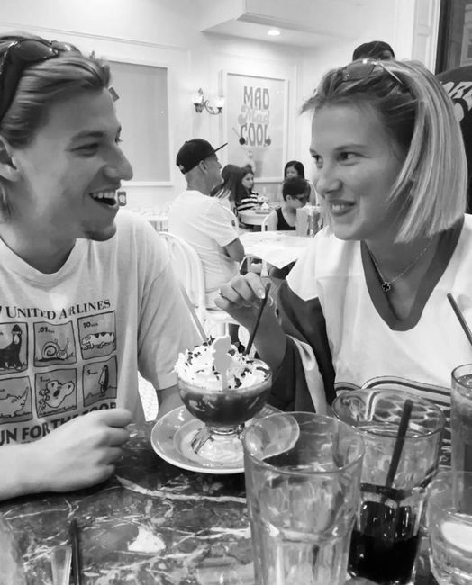 ¡Eleven de Stranger Things se comprometió! 😱 4