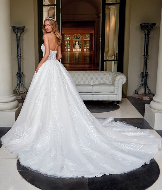 Top 5 de vestidos fav de la comu 2023 6