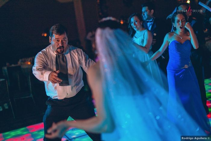 Fotos que debes tomarte con tu papá el día de la boda 👨‍👧👨‍👦 6