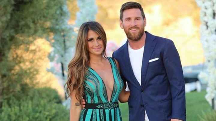 Una hermosa historia de amor: Messi y Antonela 😍⚽ ¡El mejor Gol de su vida! - 1