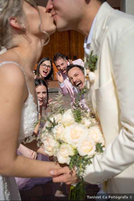 ¿Cómo te trata cuando está con sus amigos? - 1