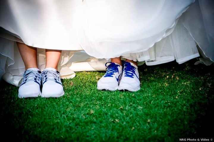Tenis en tu look nupcial 👟 - 2
