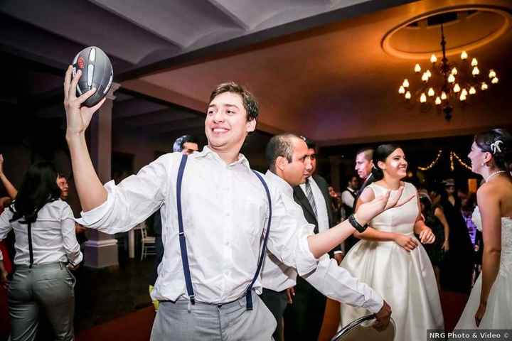 Tenis en tu look nupcial 👟 - 6