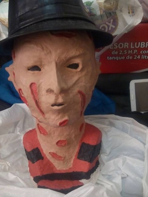 Freddy Krueger DIY con sombrero