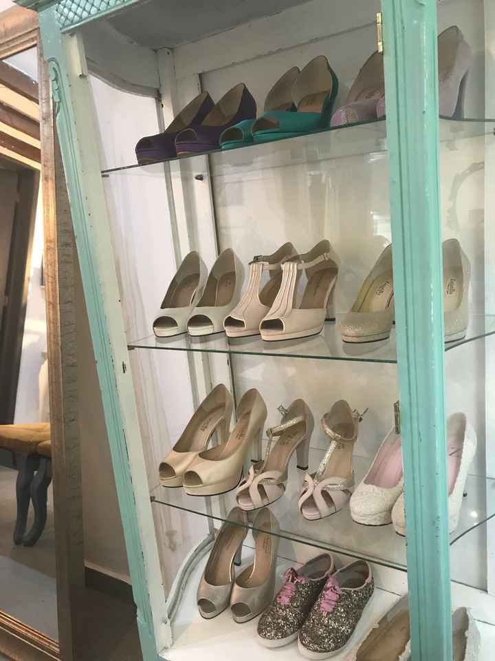 Zapatos Hechos a la Medida - 1