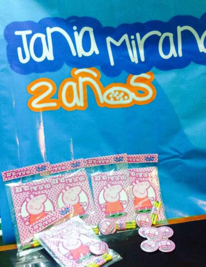 Invitaciones y lonita