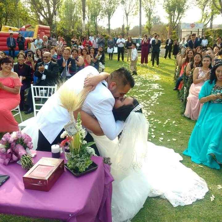 Felizmente casada 💜 - 1