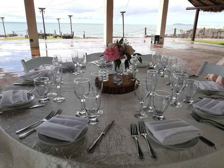 Centros de mesa y pastel. - 3