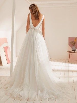 Vestido de novia sin encaje 6