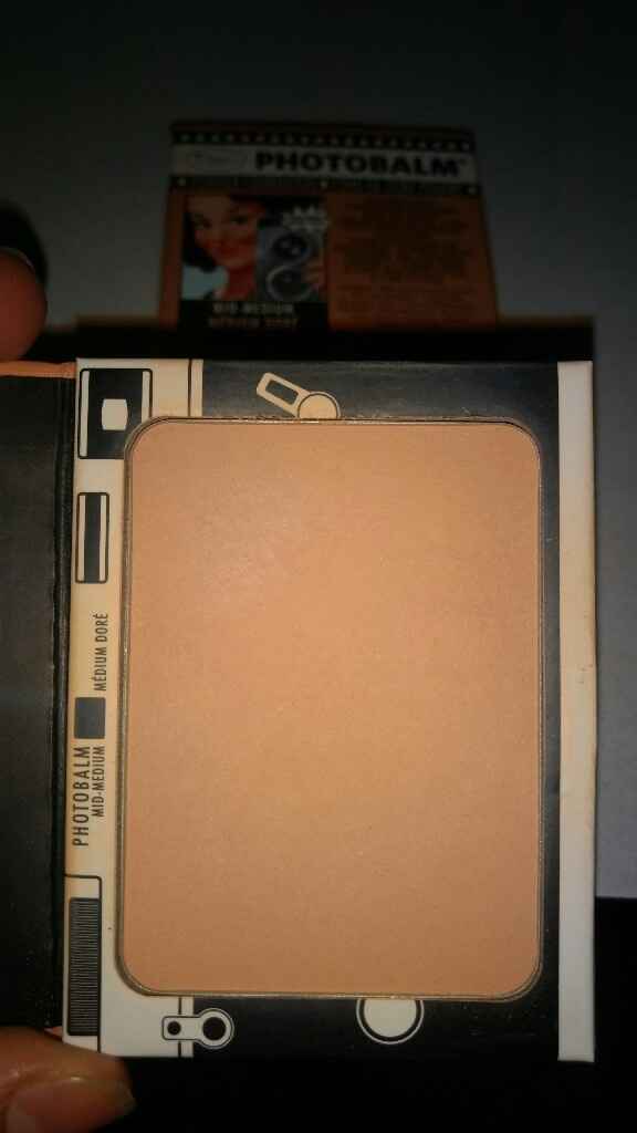 Probando maquillaje polvo compacto - 4